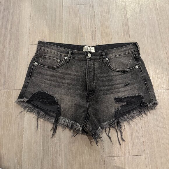 NWOT FREE PEOPLE Loving Good Vibrations Cutoff Shorts Size 31 - Picture 3 of 5